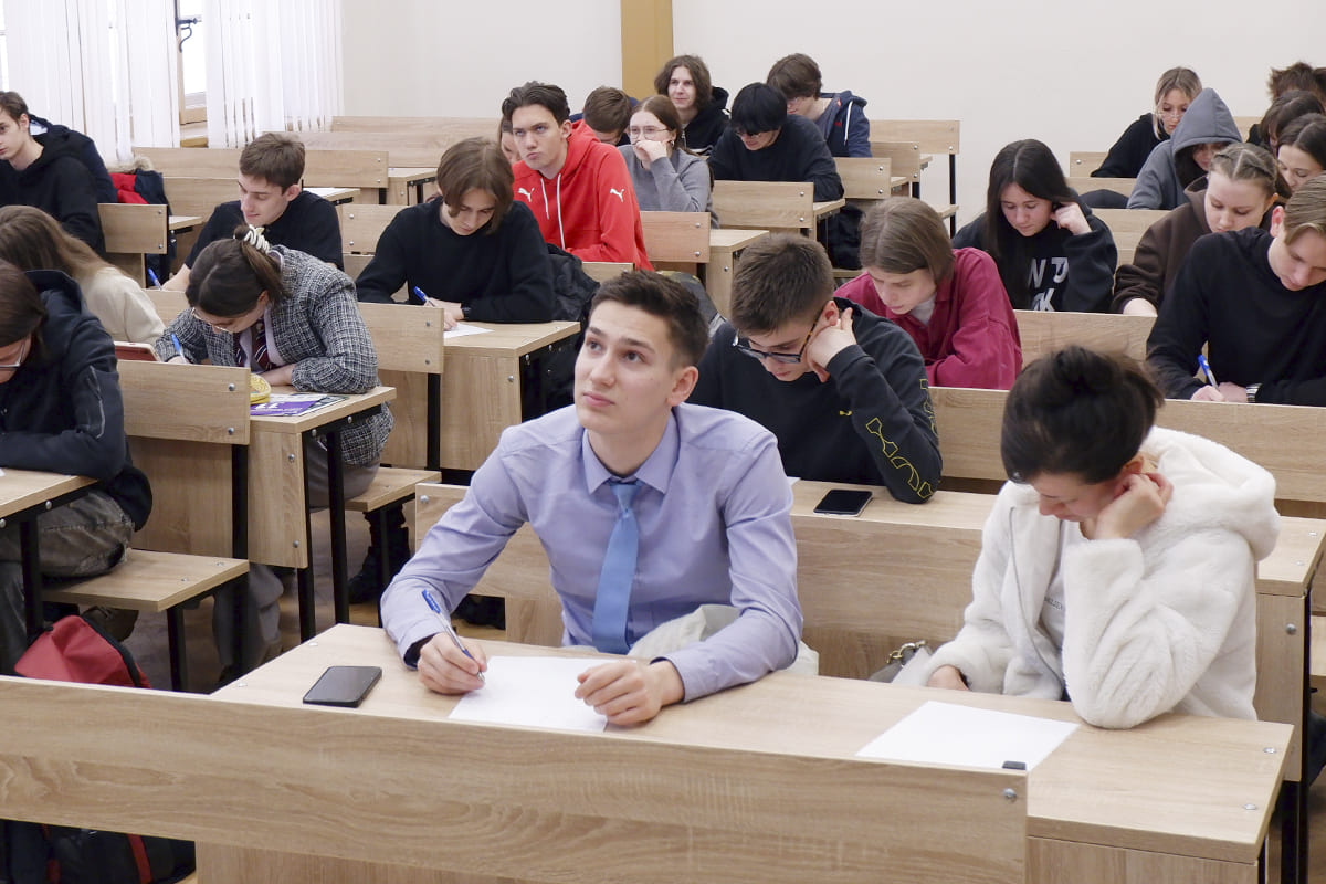 Изображение: Открытый лекторий по математике для школьников прошёл в ИФиМ СПбПУ